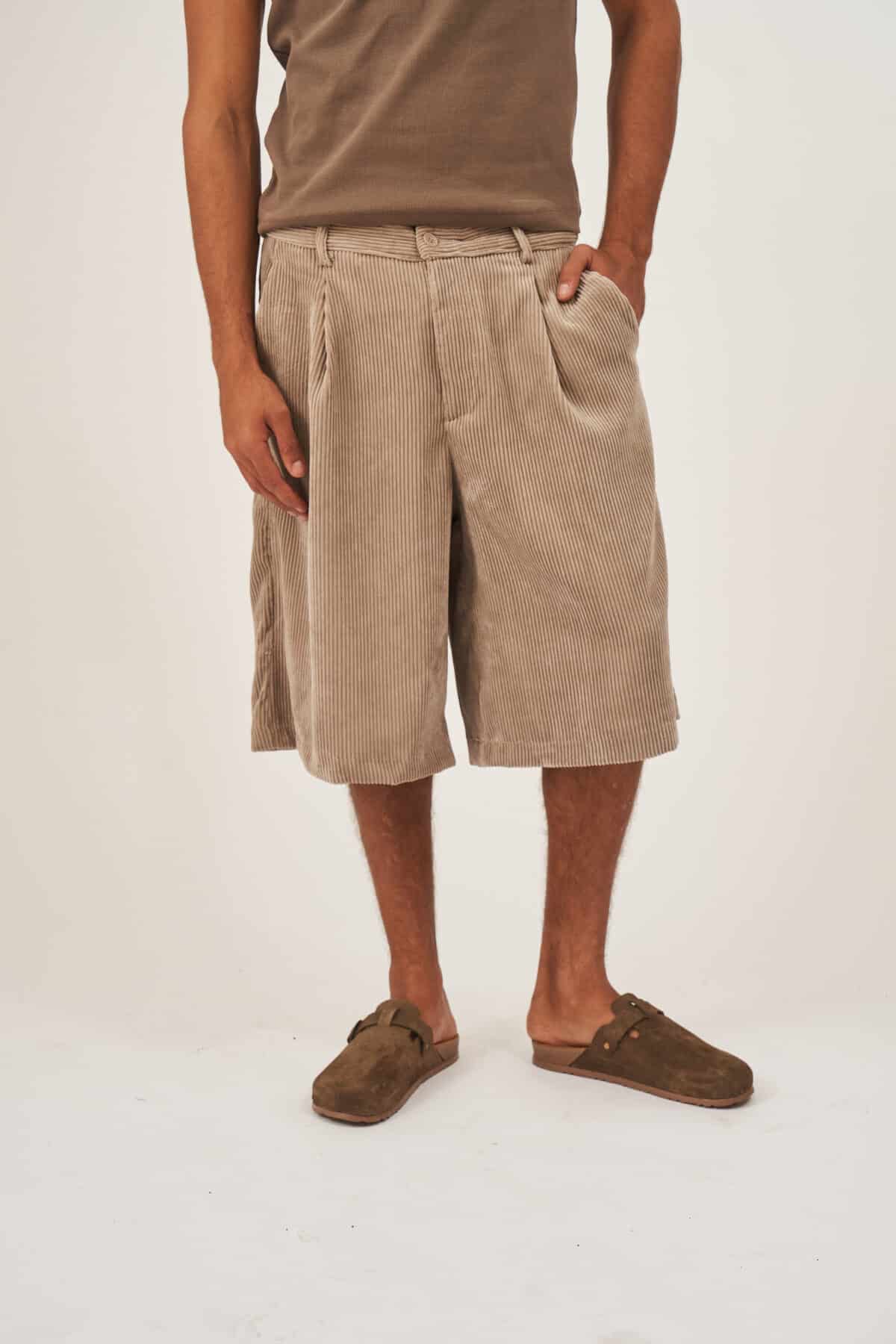 Corduroy shorts