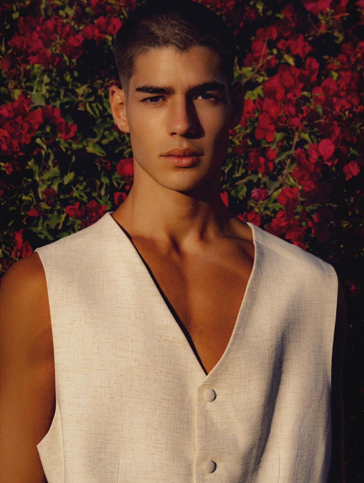 James Linen Vest